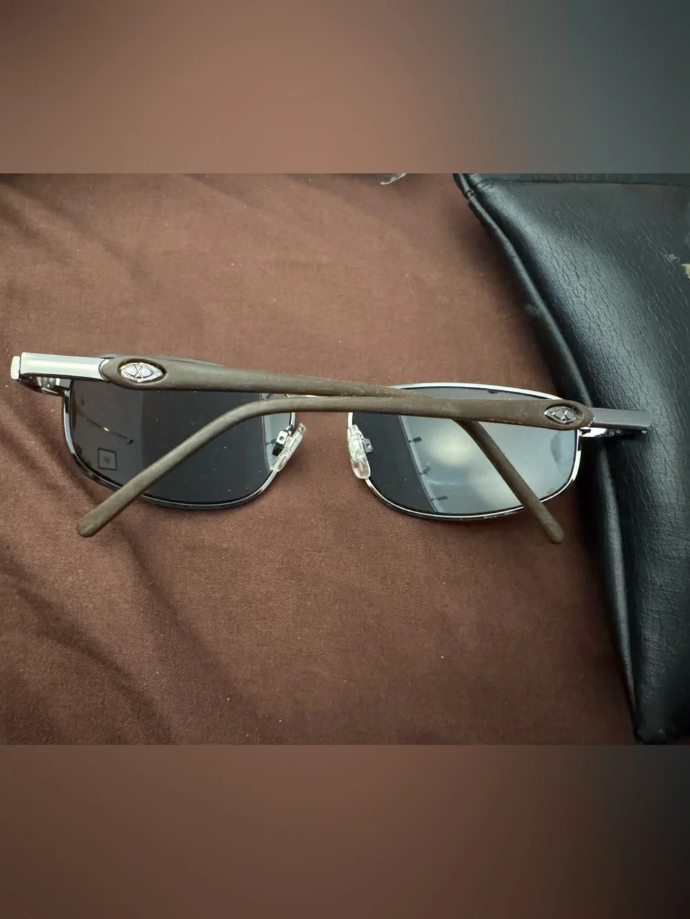 Orvis Aviator Sunglasses Gunmetal Frame Dark Lenses with Original Case